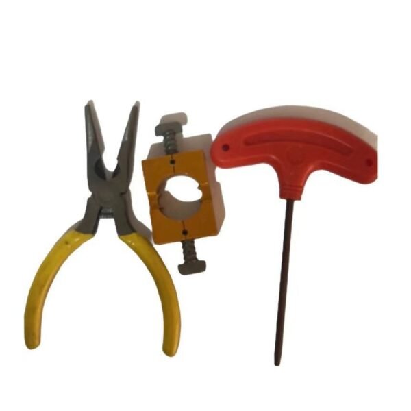 Dismantling tool for fuel injector solenoid valve partition - Dismantling tool for fuel injector solenoid valve insulation board partition card